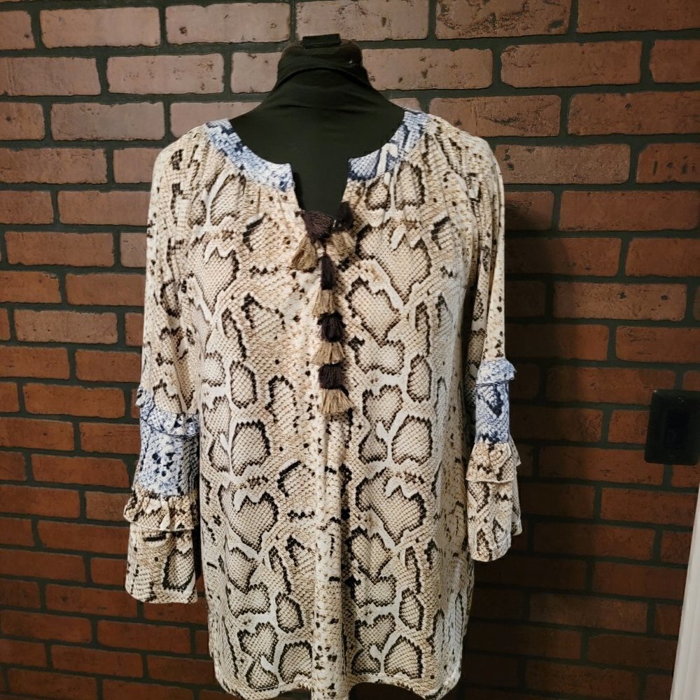 Mixed Snake Print Flared Sleeve Top